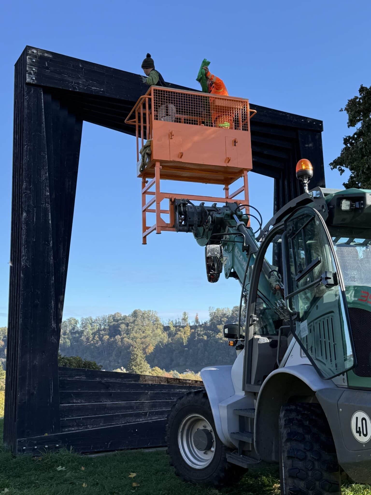 Stadt Burghausen: Burgfenster wird erneuert