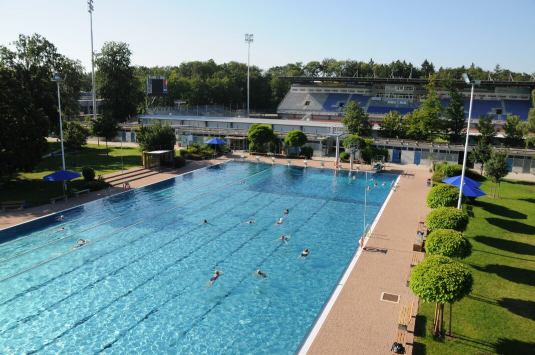 Rekordsommer in Burghausen: Über 275.000 Badegäste im Freibad und am Wöhrsee Stadt Burghausen: Über 275.000 Badegäste im Freibad und am Wöhrsee