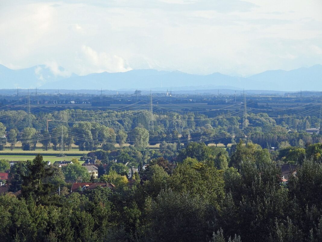 Neusäß: Hans Lang übernimmt den Vorsitz im Büchereikuratorium Neusäß - Steppacher Berg - Bismarckturm Ri SO - Lechfeld, Lechrain, Alpen
