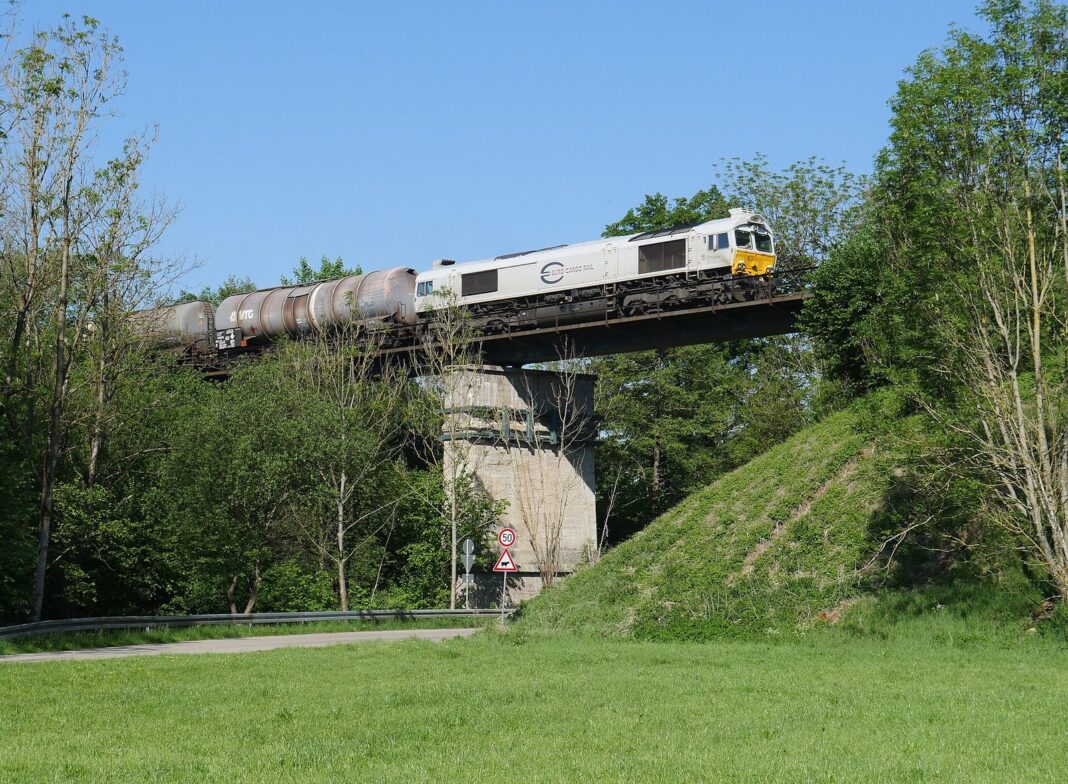 Schwillachbrücke mit Class (Ottenhofen)