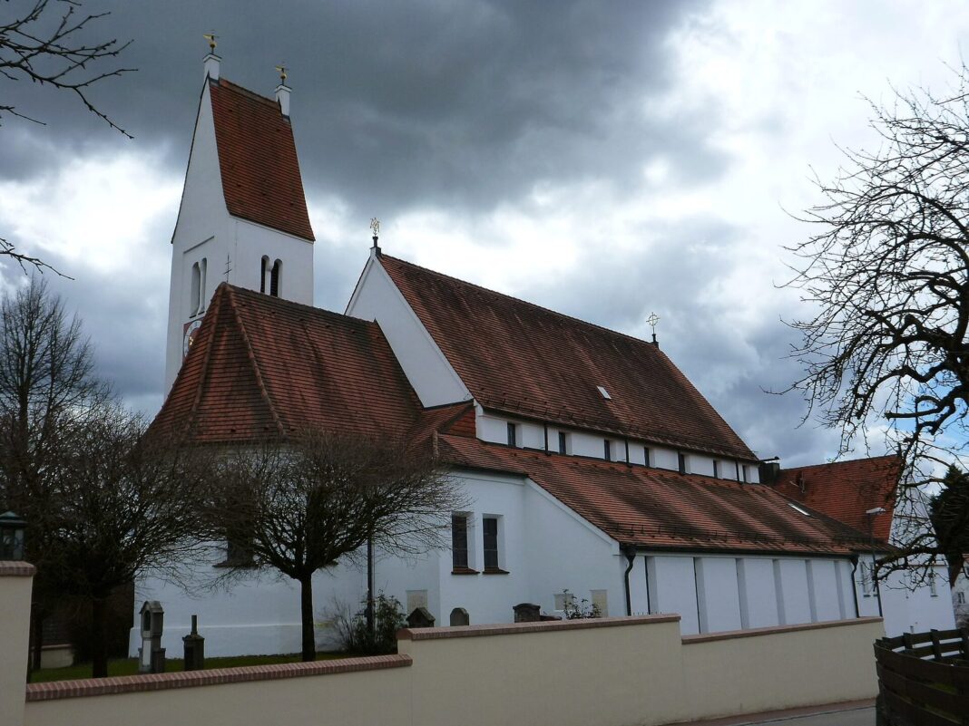Biberbach: Feuerwehren warnen in der Heizsaison vor Kohlenmonoxid Pfarrkirche St. Stephan Bonstetten (Bonstetten)