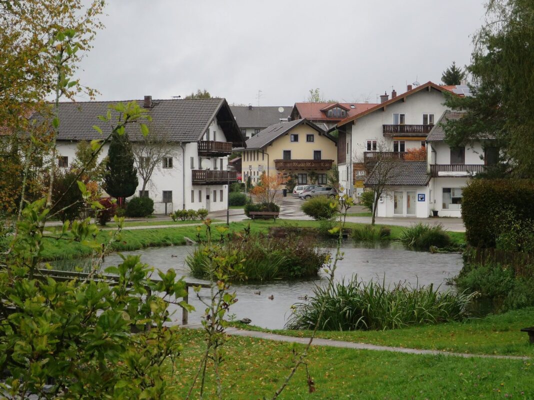 Söchtenau: Kostenlose Schulung für ehrenamtliche Pflegehelfer am 22. Oktober Breitbrunn am Chiemsee (Breitbrunn am Chiemsee)
