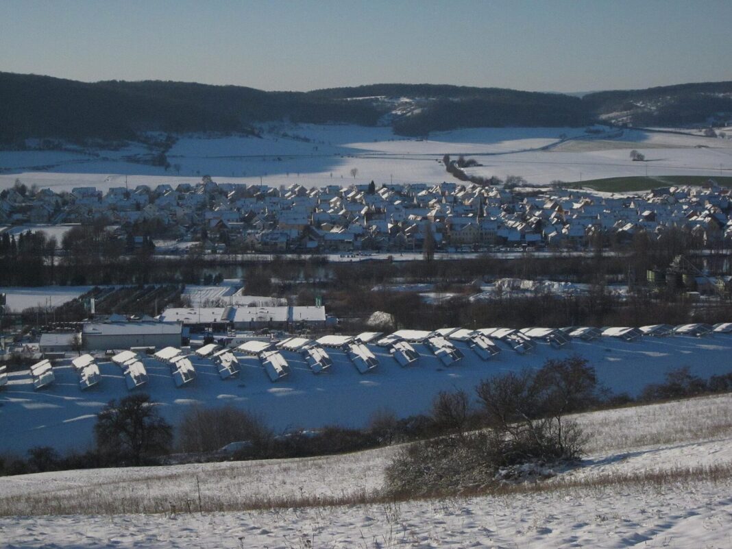 Solarpark: Karlstadt 2014 Dez 28